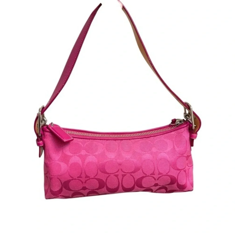 Coach 6371 rare vintage small mini signature baguette shoulder bag in pink